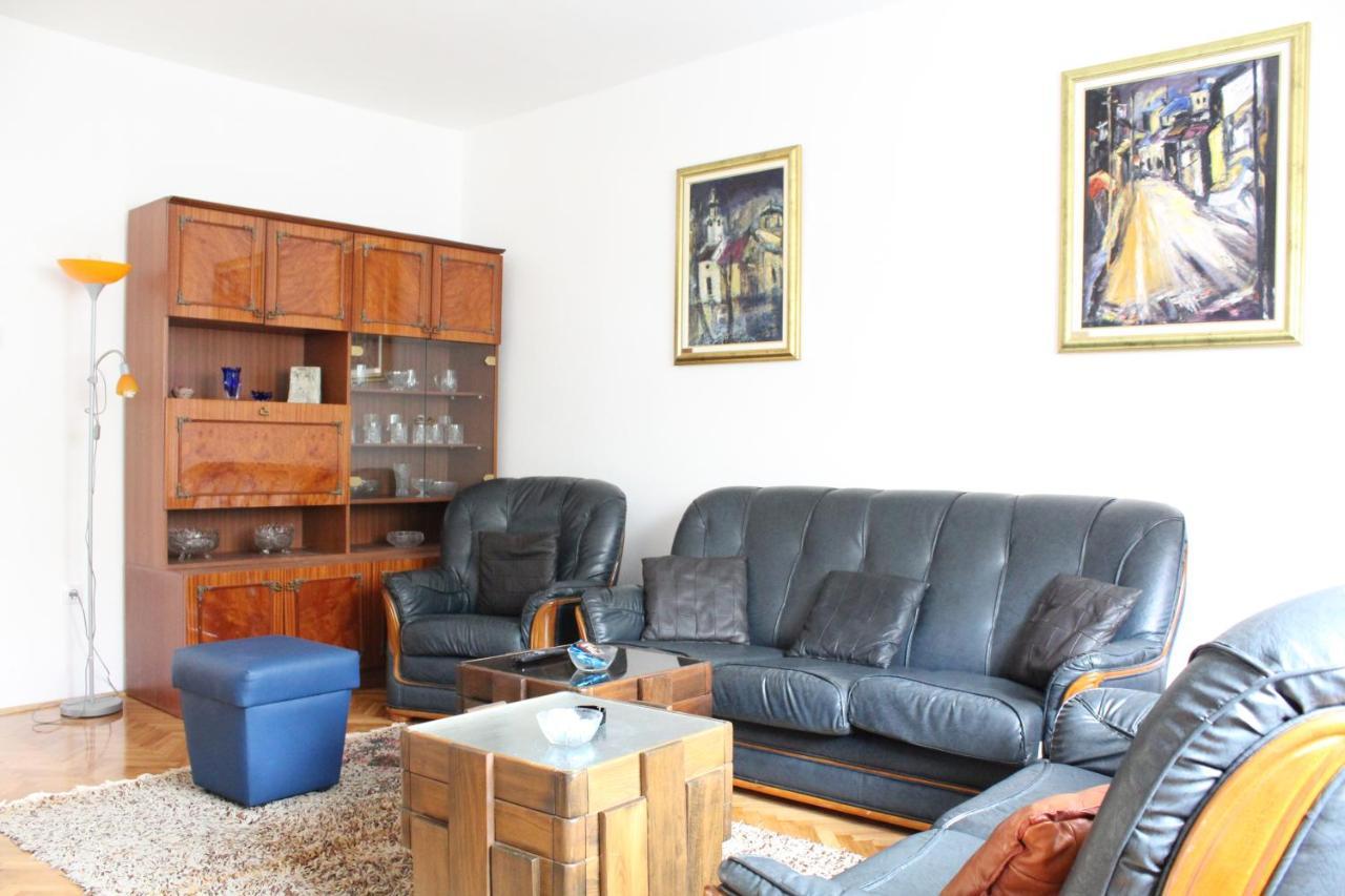 M Apartment Vrsac Exteriör bild